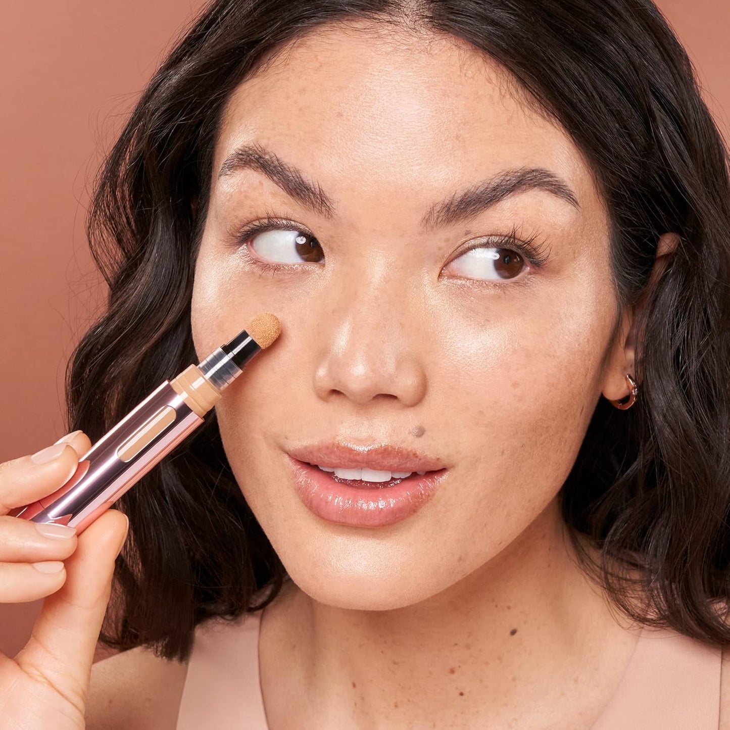 Mally Beauty - The Plush Pen Brightening Concealer Stick - Tan - Hydrating Turmeric, Vitamin E, and Hyaluronic Acid Infused Formula - Medium Buildable Coverage with a Natural, Smooth Finish