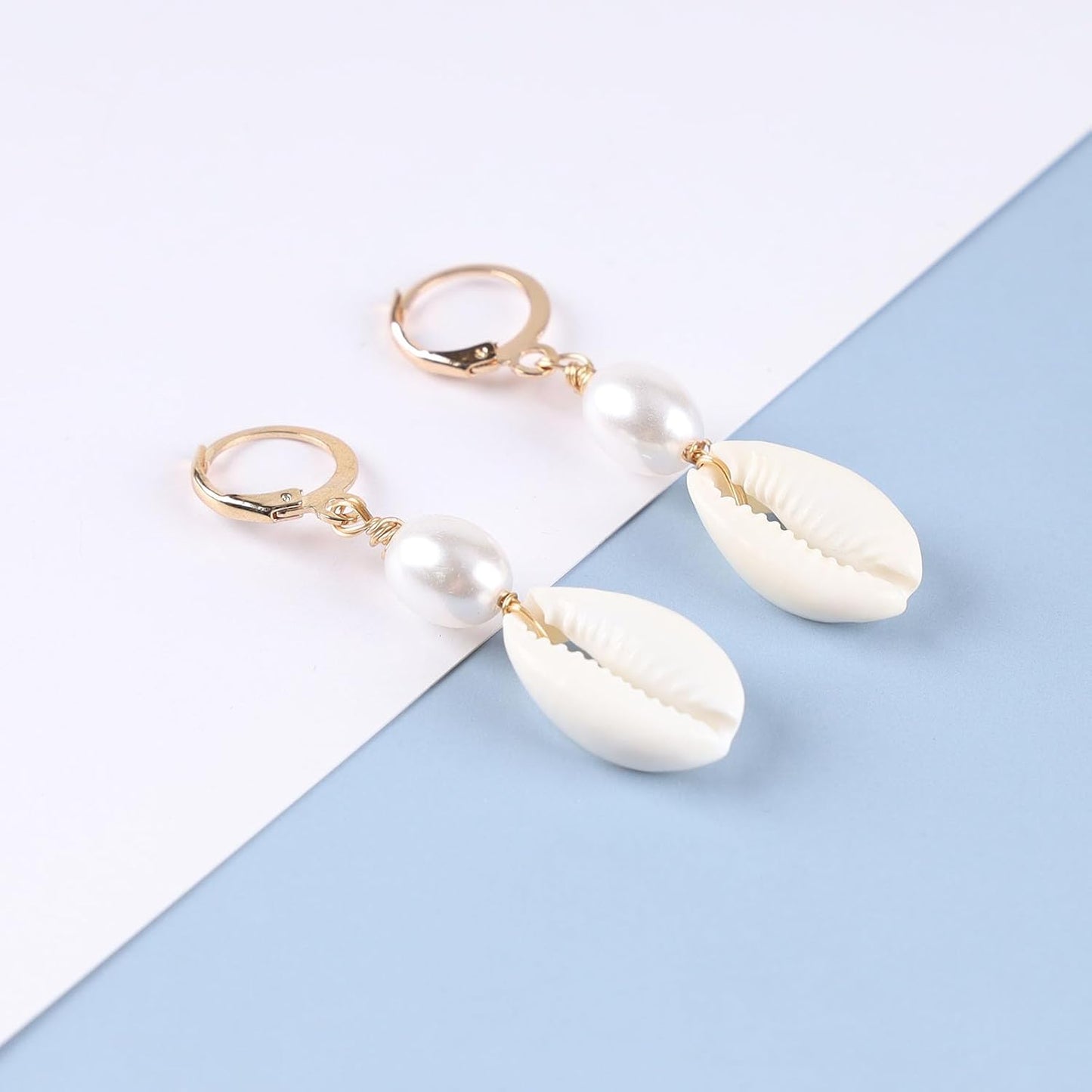 Boho Shell Drop Earrings Vintage Gold Star Shell Dangle Earrings Statement Cowrie Shell Hook Earrings Summer Beach Seashell Earrings Jewelry for Women