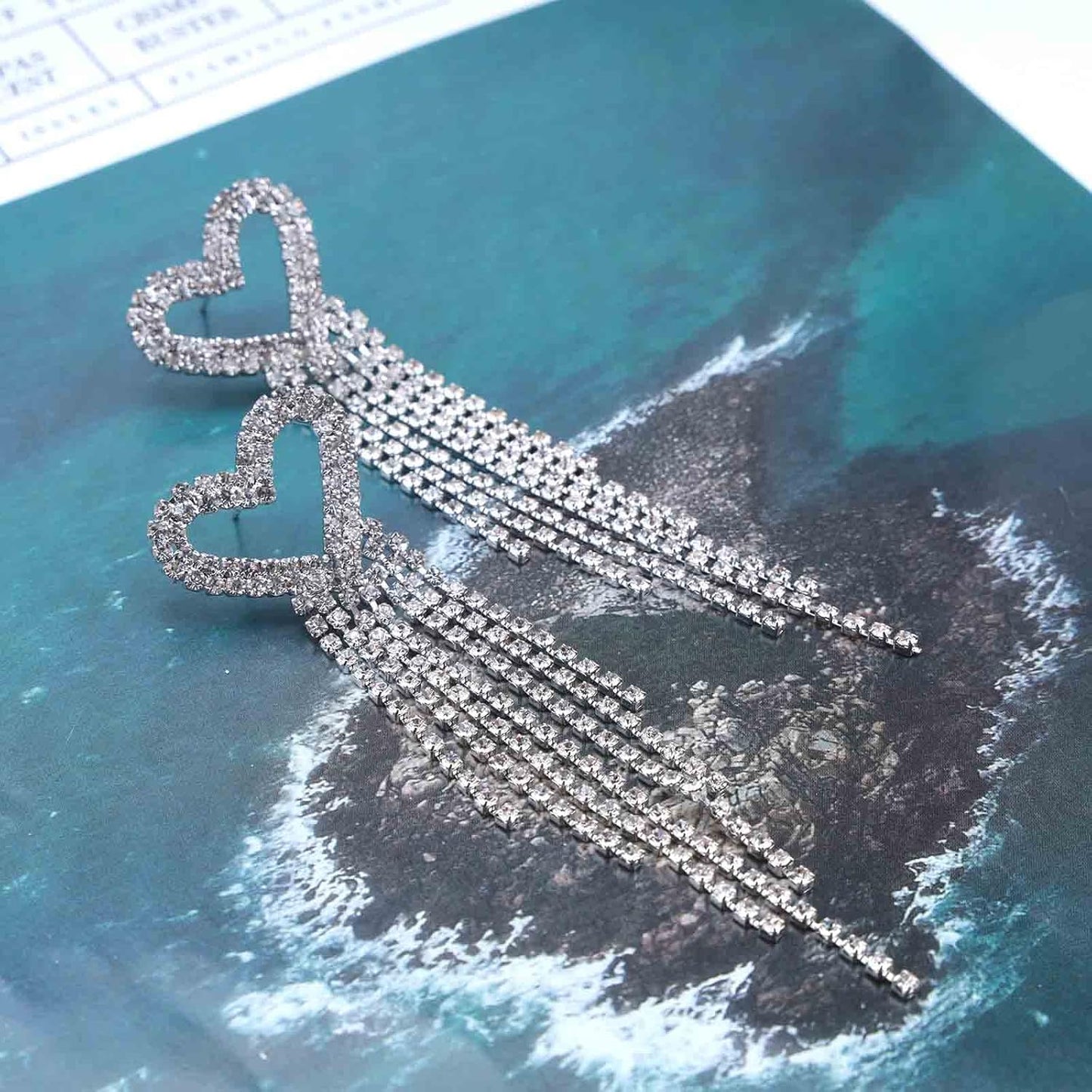 Boho Rhinestone Heart Tassel Earrings Long Tassel Chain Dangle Earrings Silver Crystal Cz Love Heart Studs Earrings Long Chandelier Dangle Earrings Wedding Cz Fringe Chain Earrings Jewelry for Women and Girls