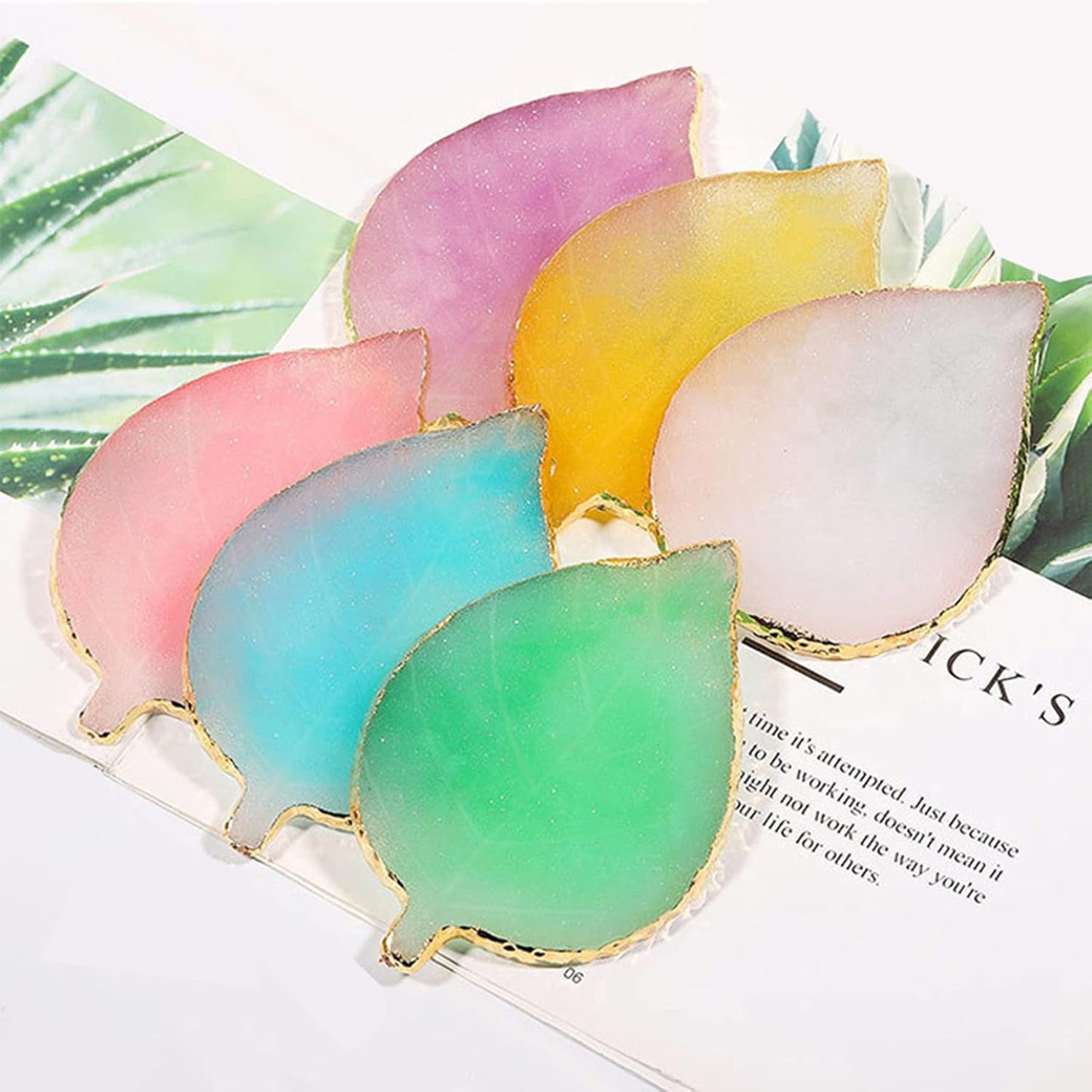 1 Piece Nail Art Palette Nail Polish Palette Mixing Palette Makeup Plate Nail Plates for Nail Art Nail Tip Holder Nail Art Display (Blue Leaf)