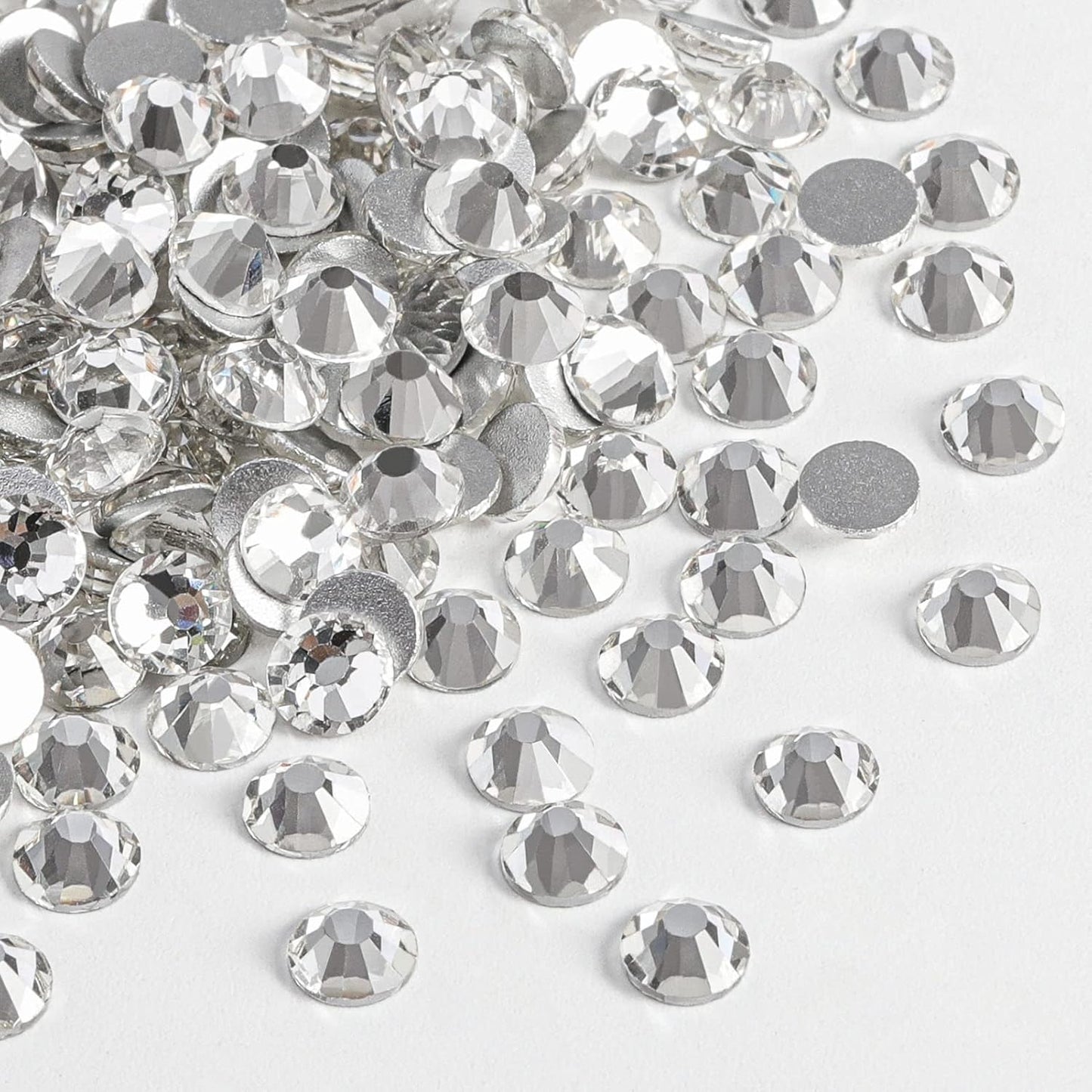 Beadsland 2880pcs Flat Back Crystal Rhinestones Round Gems for Nail Art and Craft Glue Fix, Crystal,SS4,1.5-1.7mm